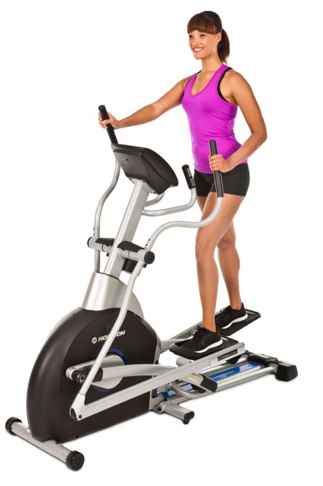 Preset workout programs are designed around the 3 main goals of weight loss, interval training, and performance