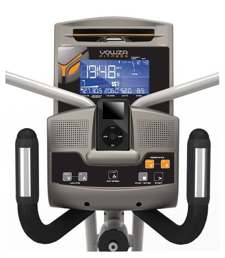 The console design is much the same as the Pompano model, but with the addition of Motion buttons for stride length control