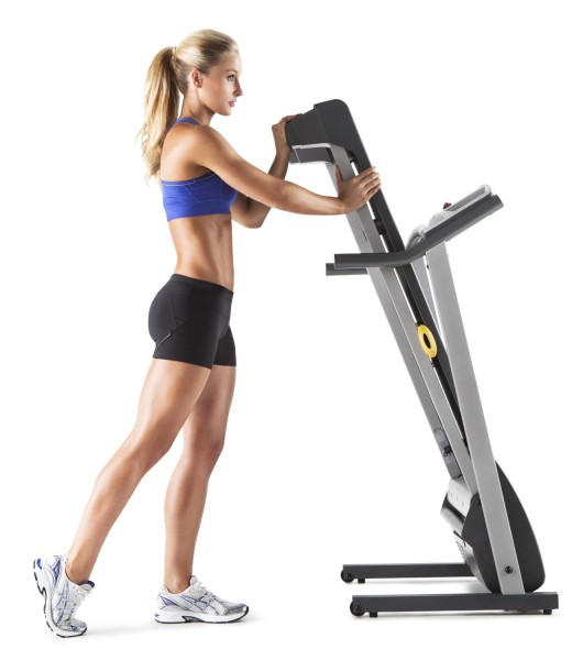 Gold's Gym Trainer 315 Treadmill