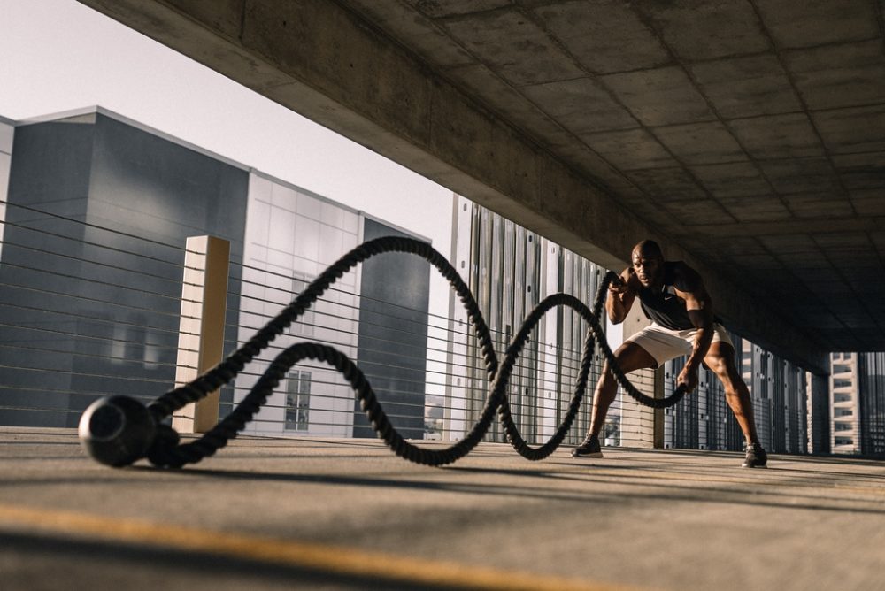 6 Benefits Of Battle Ropes For Home Gyms